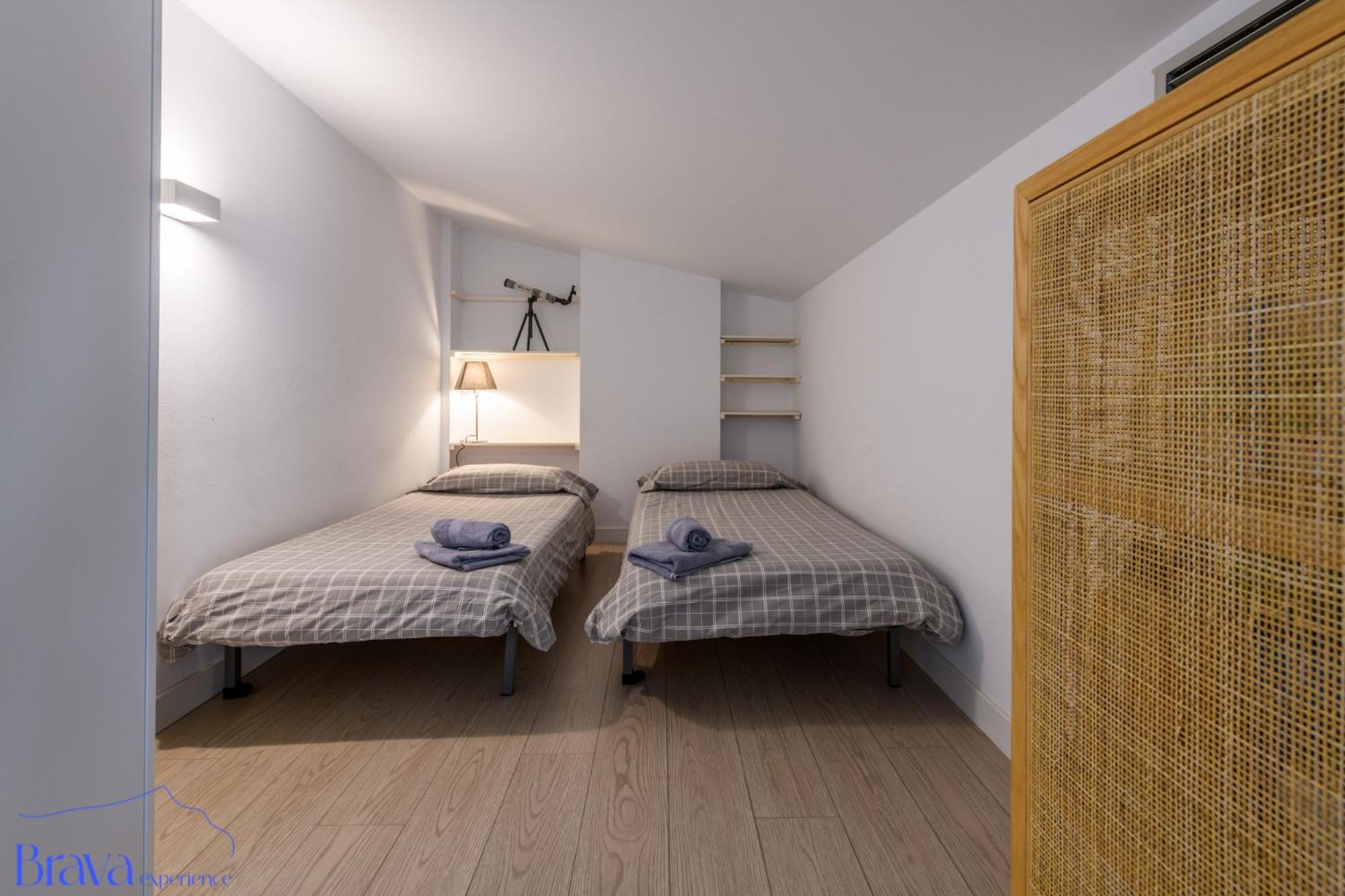 Ferienwohnung Duplex Sa Tarongeta - 5' Playa I Vistas I Terraza 20M2 I Ascensor I Equipado Cadaqués Exterior foto